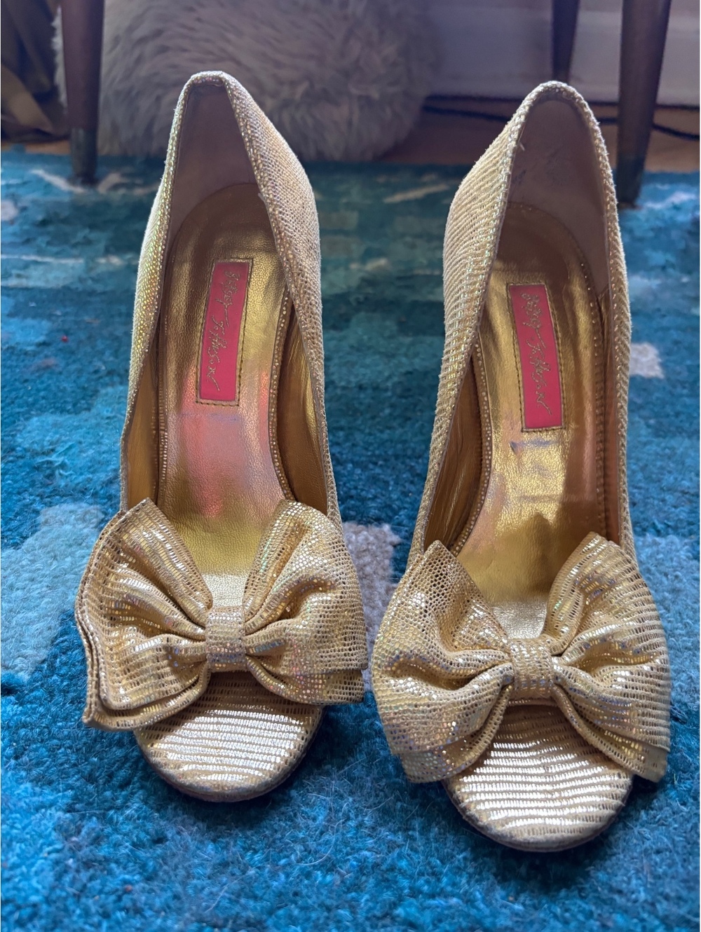 Fabulous Vintage Betsey Johnson wedges